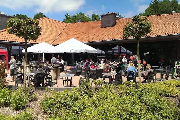 Tiny House Forestia Met Hottub