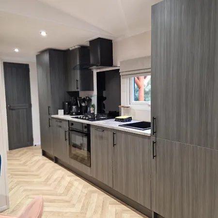 Kompleks wypoczynkowy Tiny House Forestia Met Hottub *